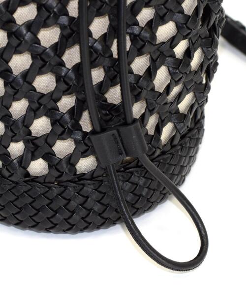 DRESSTERIOR(ドレステリア)の「【otonaMUSE5月号掲載/3WAY】メッシュ&キャンバス バケツBAG(ハンドバッグ・レディース・ブラック・00)」の3枚目の写真