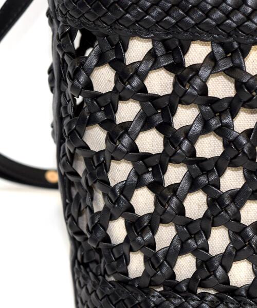 DRESSTERIOR(ドレステリア)の「【otonaMUSE5月号掲載/3WAY】メッシュ&キャンバス バケツBAG(ハンドバッグ・レディース・ブラック・00)」の6枚目の写真