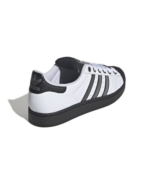 adidas(アディダス)の「adidas Originals SUPERSTAR II(アディダスオリジナルス スーパースター II)(スニーカー・メンズ・ホワイト系・23cm/23.5cm/24cm/24.5cm/25cm/25.5cm/26cm/26.5cm/27cm/27.5cm/28cm/28.5cm/29cm)」の4枚目の写真