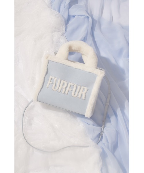 FURFUR(ファーファー)の「【WEB・一部店舗限定カラー】ムートンロゴトートバッグ(トートバッグ・レディース・ピンク/ベージュ/アイボリー/サックスブルー/チャコールグレー・F)」の10枚目の写真