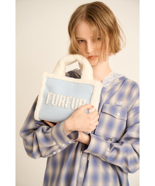 FURFUR(ファーファー)の「【WEB・一部店舗限定カラー】ムートンロゴトートバッグ(トートバッグ・レディース・ピンク/ベージュ/アイボリー/サックスブルー/チャコールグレー・F)」の19枚目の写真