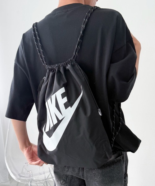 新品 Nike ナイキ ヘリテージ ジムバッグ 大サイズ ブラック×レッド