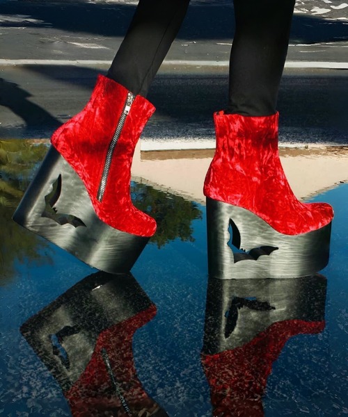 デザインヒール 厚底ショートブーツ Charla Tedrick│Jeffrey Campbell