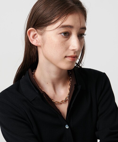 UNITED ARROWS(ユナイテッドアローズ)の「THICK チェーン ネックレス(ネックレス・レディース・シルバー/ゴールド・FREE)」の3枚目の写真