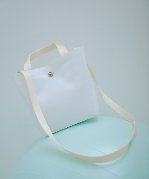THE ART OF CARRYING（ジアートオブキャリング）の「【THE ART OF CARRYING】PAPER H（ショルダーバッグ・レディース・ホワイト/ブラック・FREE）」の14枚目の写真