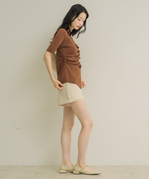 NEUNA(ヌナ)の「【5分袖で二の腕スッキリ◎】フロントギャザーハーフスリーヴトップス(Tシャツ/カットソー・レディース・ブラウン/ブラック/アイボリー・FREE)」の14枚目の写真