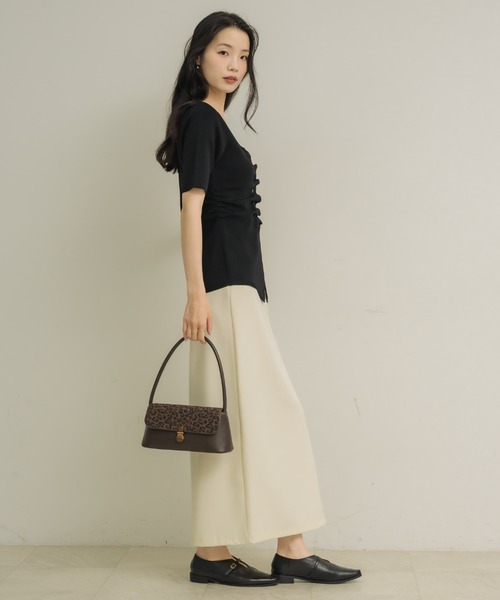 NEUNA(ヌナ)の「【5分袖で二の腕スッキリ◎】フロントギャザーハーフスリーヴトップス(Tシャツ/カットソー・レディース・ブラウン/ブラック/アイボリー・FREE)」の8枚目の写真