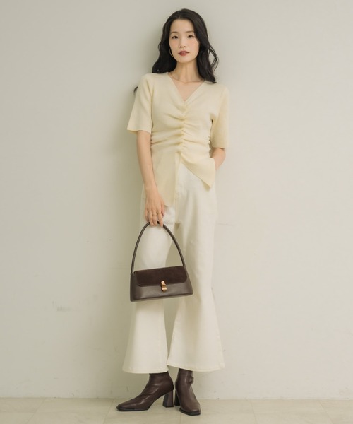 NEUNA(ヌナ)の「【5分袖で二の腕スッキリ◎】フロントギャザーハーフスリーヴトップス(Tシャツ/カットソー・レディース・ブラウン/ブラック/アイボリー・FREE)」の17枚目の写真