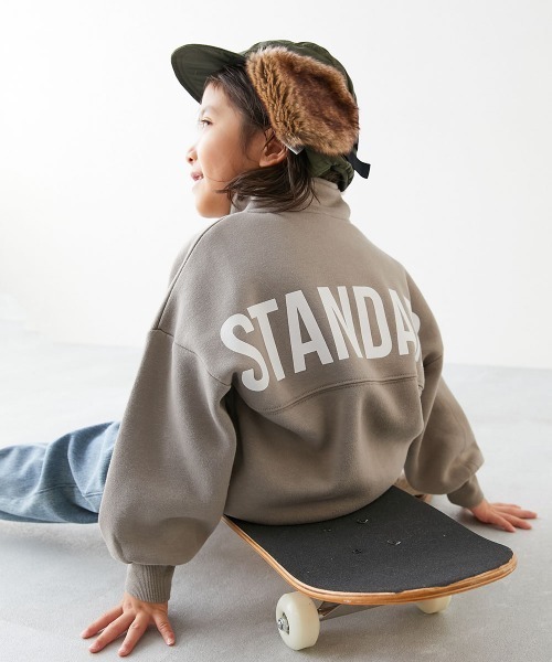 セール】STANDARD バックロゴプリント ハーフジップ 裏起毛トレーナー