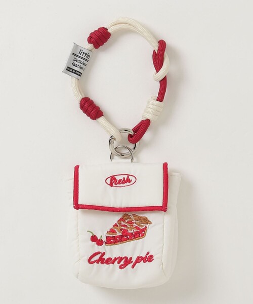 fredy emue（フレディエミュ）の「刺しゅうストラップミニポーチ（ポーチ・レディース・レッド系その他/サックスブルー/グリーン系その他4・FREE）」の10枚目の写真