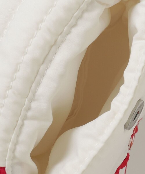 fredy emue（フレディエミュ）の「刺しゅうストラップミニポーチ（ポーチ・レディース・レッド系その他/サックスブルー/グリーン系その他4・FREE）」の13枚目の写真