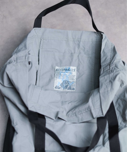 Gramicci(グラミチ)の「/GRAMICCI/NYLON PACKABLE TOTE(トートバッグ・メンズ・ブラック/グレー・FREE)」の8枚目の写真