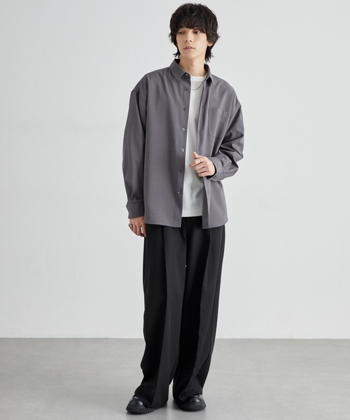 MONO-MART（モノマート）の「ハイコンフォート フレンチフロント レギュラーカラーシャツ〈UVカット・速乾・イージーケア〉（シャツ/ブラウス・メンズ・オフホワイト/ブルー/スミクロ/モカ/グレー系/ブルー系/ブラウン/チャコール・S/M/L）」の17枚目の写真