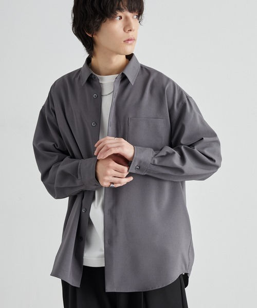 MONO-MART（モノマート）の「ハイコンフォート フレンチフロント レギュラーカラーシャツ〈UVカット・速乾・イージーケア〉（シャツ/ブラウス・メンズ・オフホワイト/ブルー/スミクロ/モカ/グレー系/ブルー系/ブラウン/チャコール・S/M/L）」の21枚目の写真