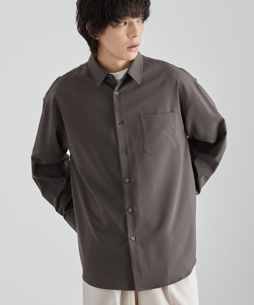 MONO-MART（モノマート）の「ハイコンフォート フレンチフロント レギュラーカラーシャツ〈UVカット・速乾・イージーケア〉（シャツ/ブラウス・メンズ・オフホワイト/ブルー/スミクロ/モカ/グレー系/ブルー系/ブラウン/チャコール・S/M/L）」の22枚目の写真