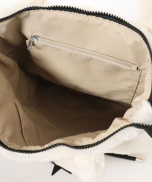 BAYFLOW(ベイフロー)の「【A4サイズ収納可能】チャーム付き3WAYファートート(トートバッグ・レディース・グレー/オフホワイト/ブラウン・FREE)」の18枚目の写真