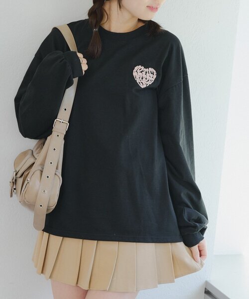 continuer de NICE CLAUP(コンティニューデナイスクラップ)の「ラメ相良ハートロンT(Tシャツ/カットソー・レディース・オフホワイト/オートミール/ブラック・FREE)」の13枚目の写真