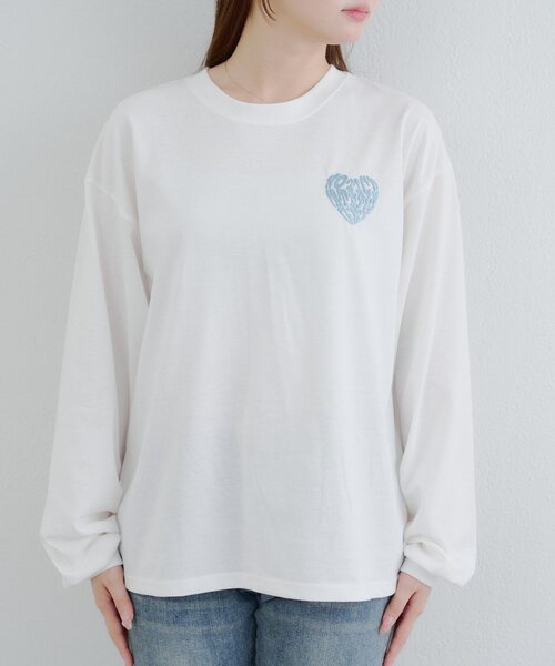 continuer de NICE CLAUP(コンティニューデナイスクラップ)の「ラメ相良ハートロンT(Tシャツ/カットソー・レディース・オフホワイト/オートミール/ブラック・FREE)」の6枚目の写真