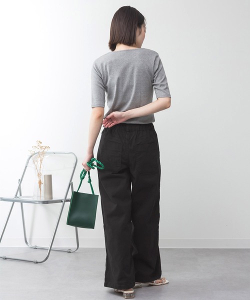 MARAI(マーライ)の「キーネック五分袖カットソー(Tシャツ/カットソー・レディース・ホワイト/カーキ/ブラック/グレー/杢グレー・M/3L/4L/L/LL)」の10枚目の写真