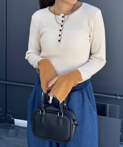 ISOOK(アイスー)の「【ISOOK / アイスー】配色キーネックリブニット / ヘンリーネック レイヤードライク トップス プルオーバー キーネック クルーネック 長袖 ロングスリーブ 指穴 サムホール アイボリー グレー ブラウン チャコール ZOZOTOWN限定(ニット/セーター・レディース・グレー/アイボリー/チャコール/ブラウン・FREE)」の8枚目の写真