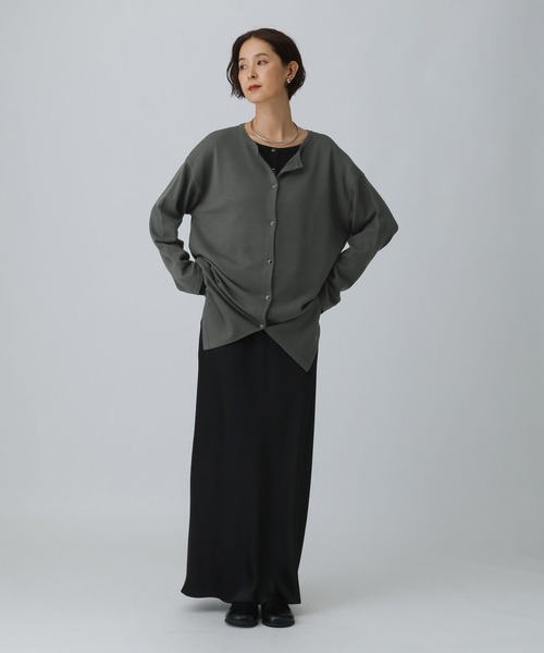 LEPSIM（レプシィム）の「12ゲージレイヤード風カーディガンチュニック　577857（カーディガン/ボレロ・レディース・チャコールグレー/ブラック/アイボリー・FREE）」の15枚目の写真