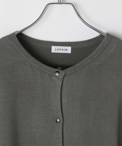 LEPSIM（レプシィム）の「12ゲージレイヤード風カーディガンチュニック　577857（カーディガン/ボレロ・レディース・チャコールグレー/ブラック/アイボリー・FREE）」の17枚目の写真