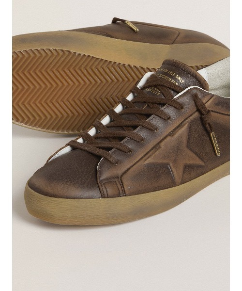 GOLDEN GOOSE（ゴールデングース）の「Super-Star メンズ ユーズド調レザースター＆ヒールタブ（ブラウン）（スニーカー・メンズ・ブラウン系その他・42/43）」の3枚目の写真
