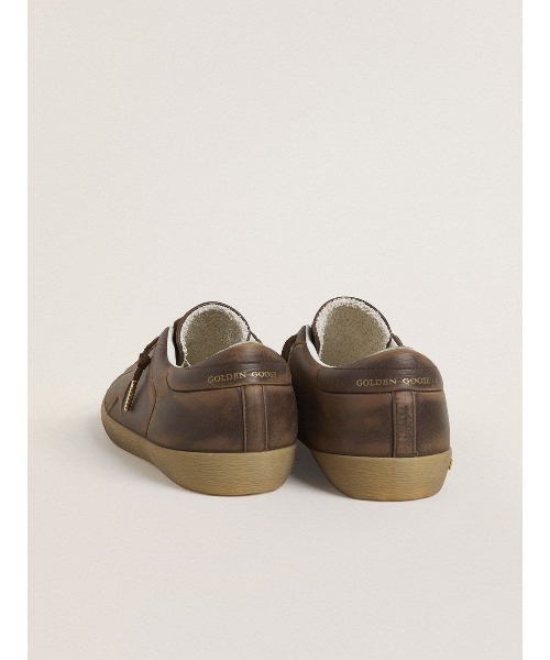 GOLDEN GOOSE（ゴールデングース）の「Super-Star メンズ ユーズド調レザースター＆ヒールタブ（ブラウン）（スニーカー・メンズ・ブラウン系その他・42/43）」の4枚目の写真