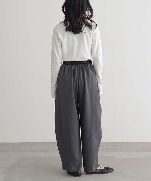 for/c（フォーシー）の「[低身長/高身長向けサイズ有]ウエスト異素材リラックスカーブパンツ【サスティナブル】（その他パンツ・レディース・ブラック/グレー/ブラウン・M/L/LL/PM/TM）」の16枚目の写真