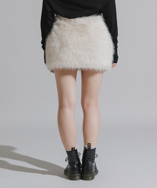Chick（チック）の「Faux Fur Knit Mini Skirt / フェイクファーニットミニスカート（スカート・レディース・ホワイト/アニマル・FREE）」の12枚目の写真