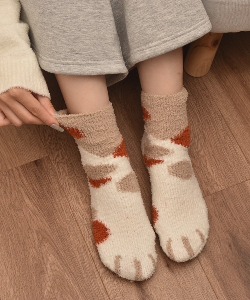 VIBGYOR Women(ヴィブジョー ウィメン)の「【float】ふわふわ モコモコ ネコ柄 パステル カラー デザイン ルームソックス【12色展開】(ソックス/靴下・レディース・グレー系1/ベージュ系2/グリーン系2/ブルー系3/ブルー系1/ピンク系1/ピンク系2/ピンク系3/グリーン系1/ベージュ系3/グリーン系3/ブルー系2・FREE)」の4枚目の写真