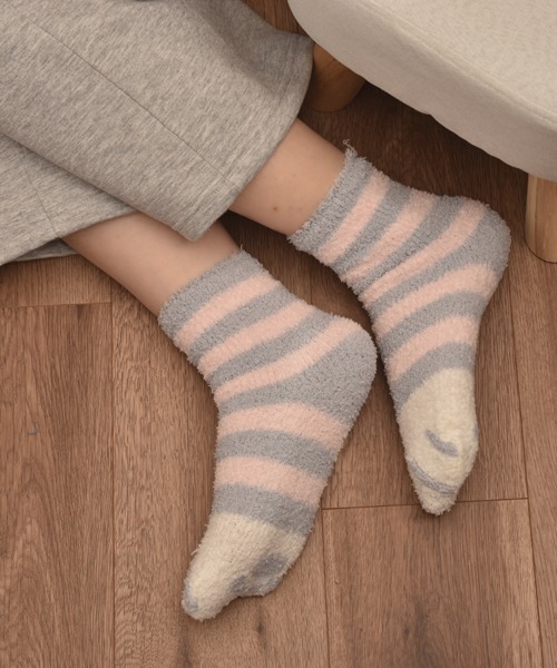 VIBGYOR Women(ヴィブジョー ウィメン)の「【float】ふわふわ モコモコ ネコ柄 パステル カラー デザイン ルームソックス【12色展開】(ソックス/靴下・レディース・グレー系1/ベージュ系2/グリーン系2/ブルー系3/ブルー系1/ピンク系1/ピンク系2/ピンク系3/グリーン系1/ベージュ系3/グリーン系3/ブルー系2・FREE)」の11枚目の写真