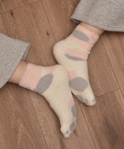 VIBGYOR Women(ヴィブジョー ウィメン)の「【float】ふわふわ モコモコ ネコ柄 パステル カラー デザイン ルームソックス【12色展開】(ソックス/靴下・レディース・グレー系1/ベージュ系2/グリーン系2/ブルー系3/ブルー系1/ピンク系1/ピンク系2/ピンク系3/グリーン系1/ベージュ系3/グリーン系3/ブルー系2・FREE)」の12枚目の写真