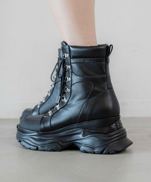 HARE（ハレ）の「モードマウンテンブーツ(HARE)（ブーツ・レディース・ブラック/シルバー・MEDIUM/LARGE）」の3枚目の写真