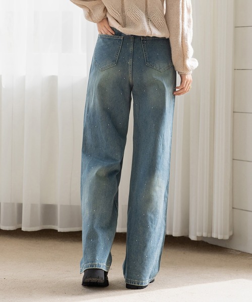 DAY CLOSET（デイ クローゼット）の「【ウォッシュ加工/穿くだけトレンド】大人っぽ煌めきラインストーンストレートデニムパンツ（デニムパンツ・レディース・ライトブルー/インディゴブルー/ブラック・L/S/M）」の18枚目の写真
