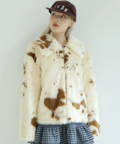 UGLY SHADOW(アグリーシャドウ)の「【Uglyshadow】MILK COW FUR JACKET / 【アグリーシャドウ】ミルクカウファージャケット(ブルゾン・レディース・ホワイト/アイボリー・ONE SIZE)」の17枚目の写真