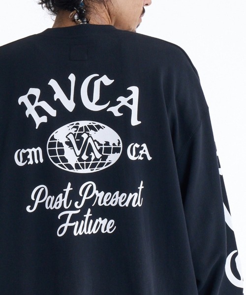 RVCA(ルーカ)の「RVCA VA WORLD WIDE CR(スウェット・メンズ・ホワイト系2/ブラック/チャコール・M/L)」の2枚目の写真