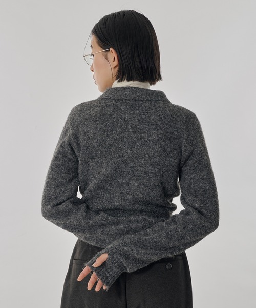 Perushu(ペルーシュ)の「フィンガーホールショートポロニット(ニット/セーター・レディース・チャコールグレー/ミント/ダークブラウン・SMALL/MEDIUM)」の18枚目の写真