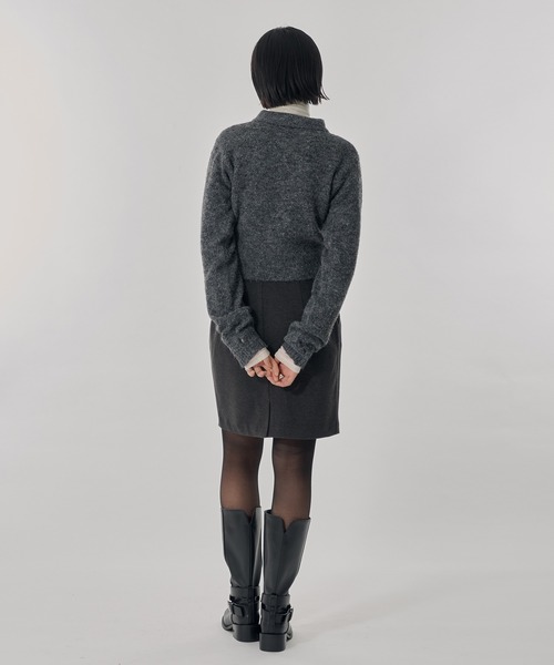 Perushu(ペルーシュ)の「フィンガーホールショートポロニット(ニット/セーター・レディース・チャコールグレー/ミント/ダークブラウン・SMALL/MEDIUM)」の21枚目の写真