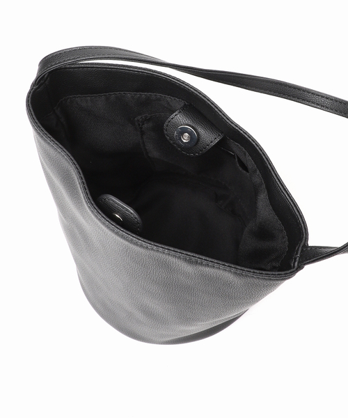 LE TALON(ルタロン)の「LE TALON bucket bag(ショルダーバッグ・レディース・ブラック/ベージュ・FREE)」の18枚目の写真