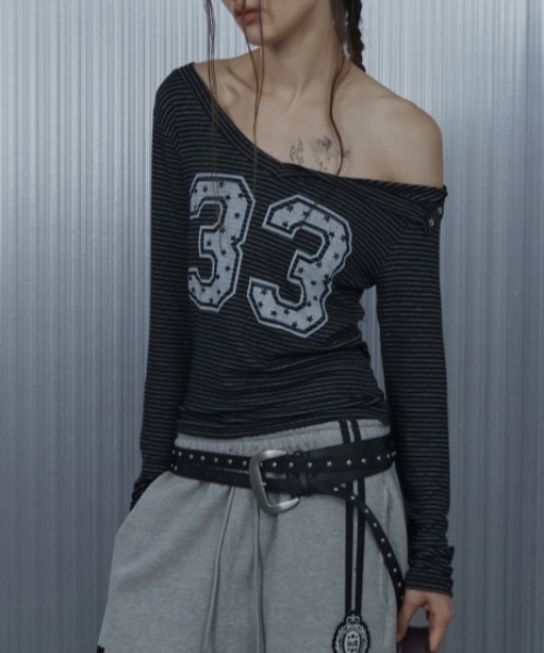 SETUPEXE（セットアップイーエックスイー）の「【SETUP‐EXE】33 STRIPE V-NECK TOP / 【セットアップエグゼ】33ストライプ長袖Ｖネック長袖Ｔシャツ（Tシャツ/カットソー・レディース・杢グレー/ブラック/ホワイト・ONE SIZE）」の3枚目の写真