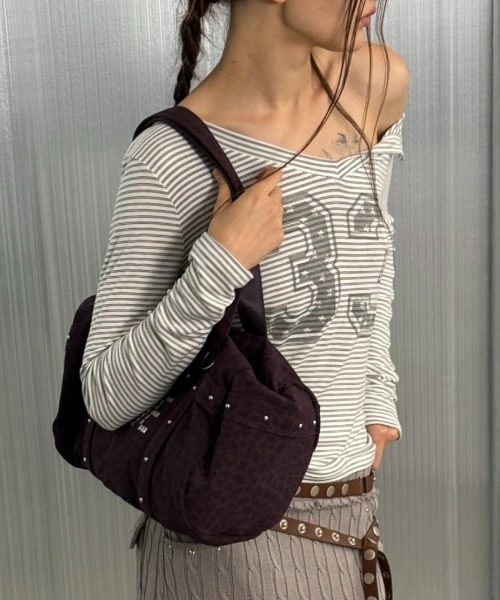 SETUPEXE（セットアップイーエックスイー）の「【SETUP‐EXE】33 STRIPE V-NECK TOP / 【セットアップエグゼ】33ストライプ長袖Ｖネック長袖Ｔシャツ（Tシャツ/カットソー・レディース・杢グレー/ブラック/ホワイト・ONE SIZE）」の4枚目の写真