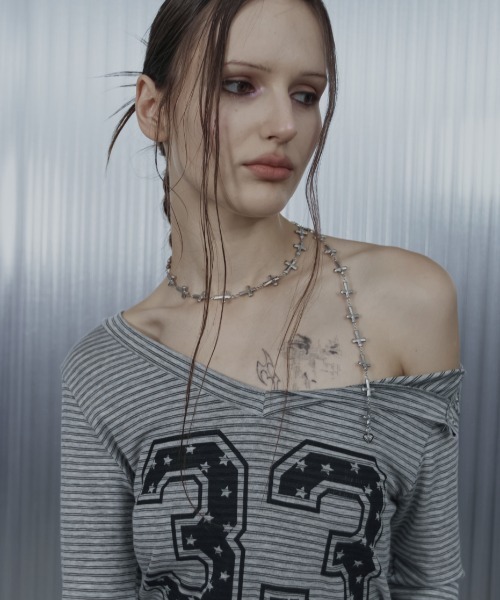 SETUPEXE（セットアップイーエックスイー）の「【SETUP‐EXE】33 STRIPE V-NECK TOP / 【セットアップエグゼ】33ストライプ長袖Ｖネック長袖Ｔシャツ（Tシャツ/カットソー・レディース・杢グレー/ブラック/ホワイト・ONE SIZE）」の19枚目の写真