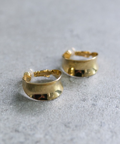 PUAL CE CIN（ピュアルセシン）の「メタルフープイヤリング（イヤリング・レディース・ゴールド/シルバー・FREE）」の7枚目の写真