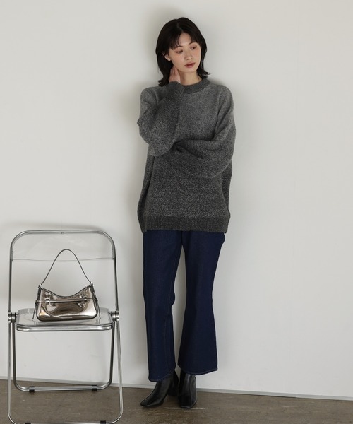 shetila(シェティラ)の「ラメグラデ クルーニット プルオーバー(ニット/セーター・レディース・ライトグレー/チャコール/ベージュ・M)」の17枚目の写真