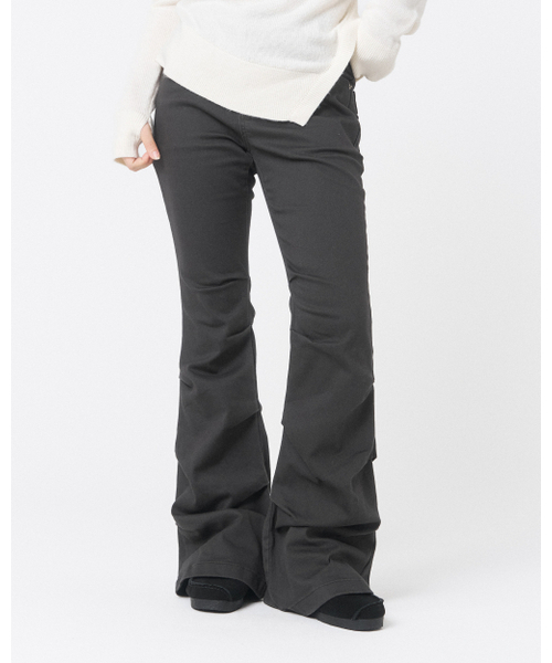セール】Shirring bootscut pants CHARCOAL（デニムパンツ）｜Miseki