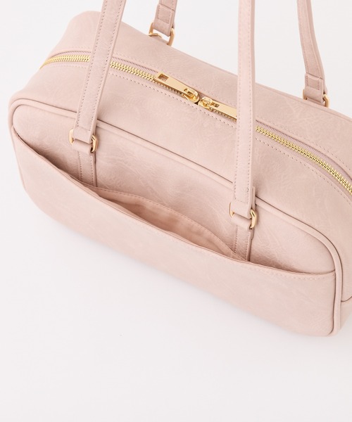 one after another NICE CLAUP（ワンアフターアナザーナイスクラップ）の「ハートミラー付きスクエアボストンバッグ（ボストンバッグ・レディース・ブラウン/ピンクベージュ/アイボリー/チャコールグレー・FREE）」の8枚目の写真