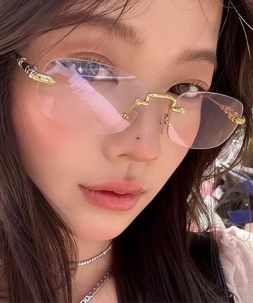 VIBGYOR（ヴィブジョー）の「リムレスメタルフレーム 伊達メガネ / フチなし / クリアレンズ / ユニセックス (DAY)（メガネ・レディース・シルバー/ゴールド・FREE）」の2枚目の写真