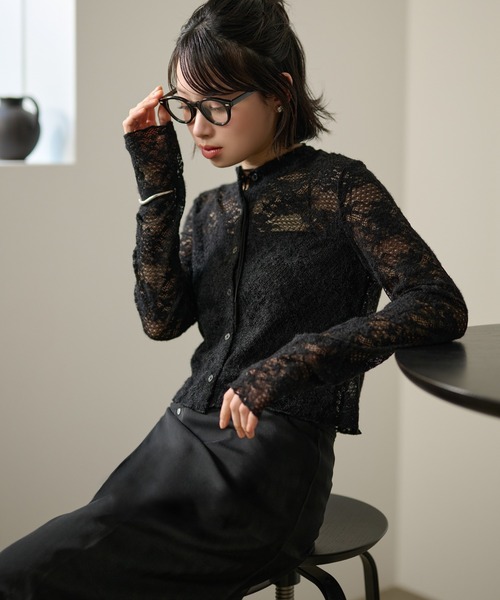 LAULEN（ローレン）の「flower jacquard lace knit cardigan /フラワージャガードレースニットカーディガン（カーディガン/ボレロ・レディース・アイボリー/ブラック・FREE）」の2枚目の写真