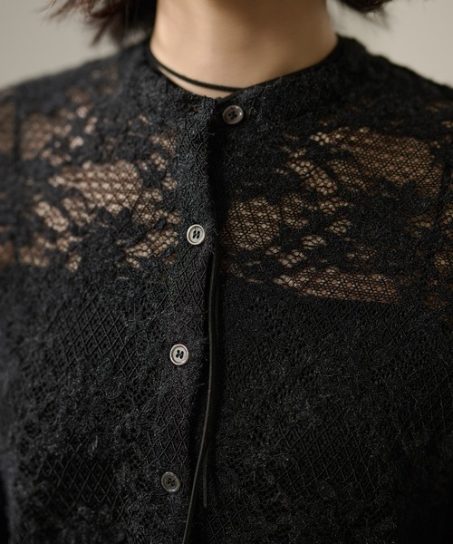 LAULEN（ローレン）の「flower jacquard lace knit cardigan /フラワージャガードレースニットカーディガン（カーディガン/ボレロ・レディース・アイボリー/ブラック・FREE）」の4枚目の写真